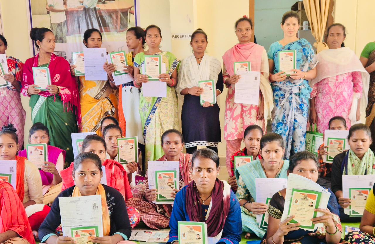 पुनर्वास केंद्र में शासकीय दस्तावेज बनाने लगा शिविर,आत्मसमर्पित माओवादियों का तेज़ी से हो रहा पुनर्वास