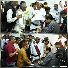 जनदर्शन में सवालों की कतार: कलेक्टर संजय अग्रवाल के सामने रखी गईं ज़िंदगी की छोटी-बड़ी उलझनें