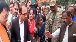 मंत्री लखनलाल ने महिलाओं को दी धमकी,ज्यादा हेकड़ी दिखाओगे तो पुलिस बुलाकर फेंकवा दूंगा..जानें क्या है मामला 