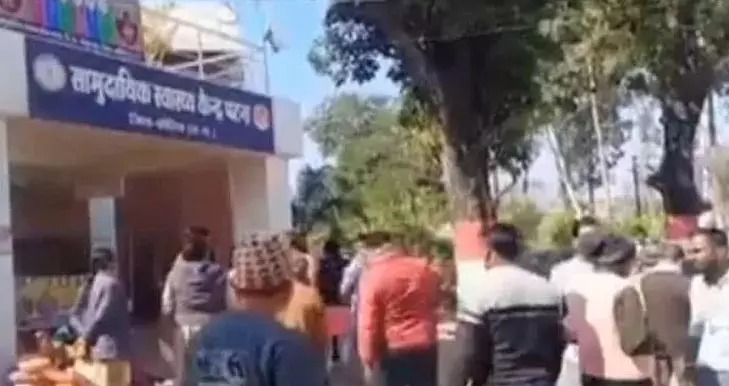 बैकुंठपुर से दिल दहला देने वाली खबर:निर्माणाधीन गायत्री मंदिर में बीम गिरने से दबकर गर्भवती महिला की मौत