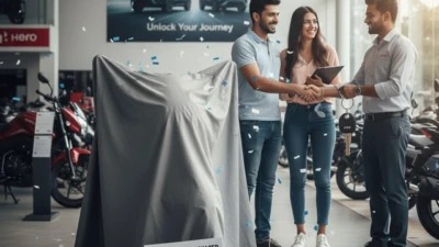 हीरो की इस बाइक पर टूटे ग्राहक, बिक्री में सबको पछाड़ बनी नंबर-1