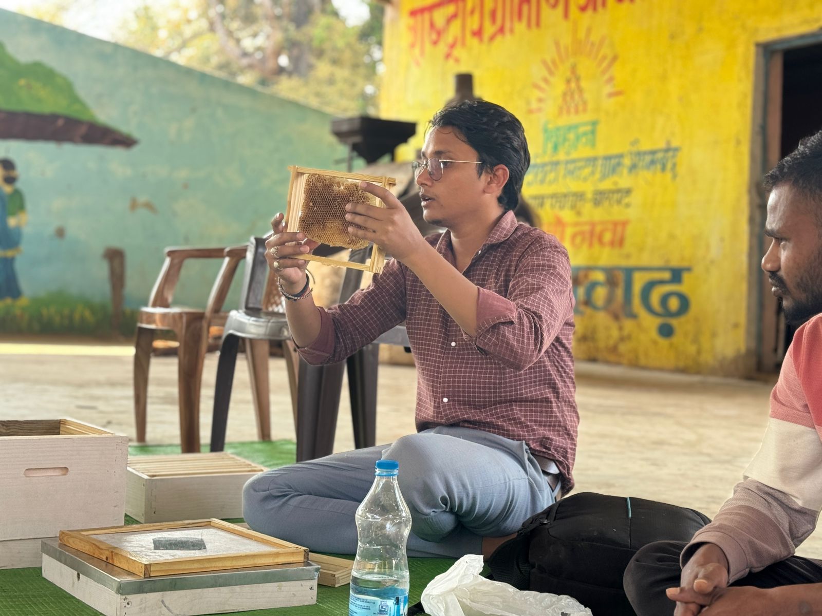 भैरमबंद में मधुमक्खी पालन प्रशिक्षण,प्रधानमंत्री धन्य-धान्य योजना से किसानों को आर्थिक सशक्तिकरण