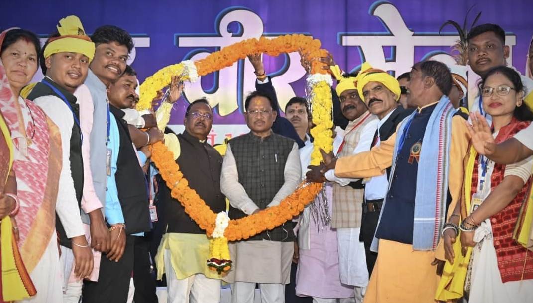 राष्ट्र व समाज के नव निर्माण में आदिवासी समाज के अमर शहीदों एवं महापुरूषों का अद्वितीय योगदान: मुख्यमंत्री साय