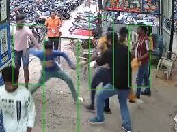 रायपुर रेलवे स्टेशन के पार्किंग में दिनदहाड़े चाकूबाजी और मारपीट