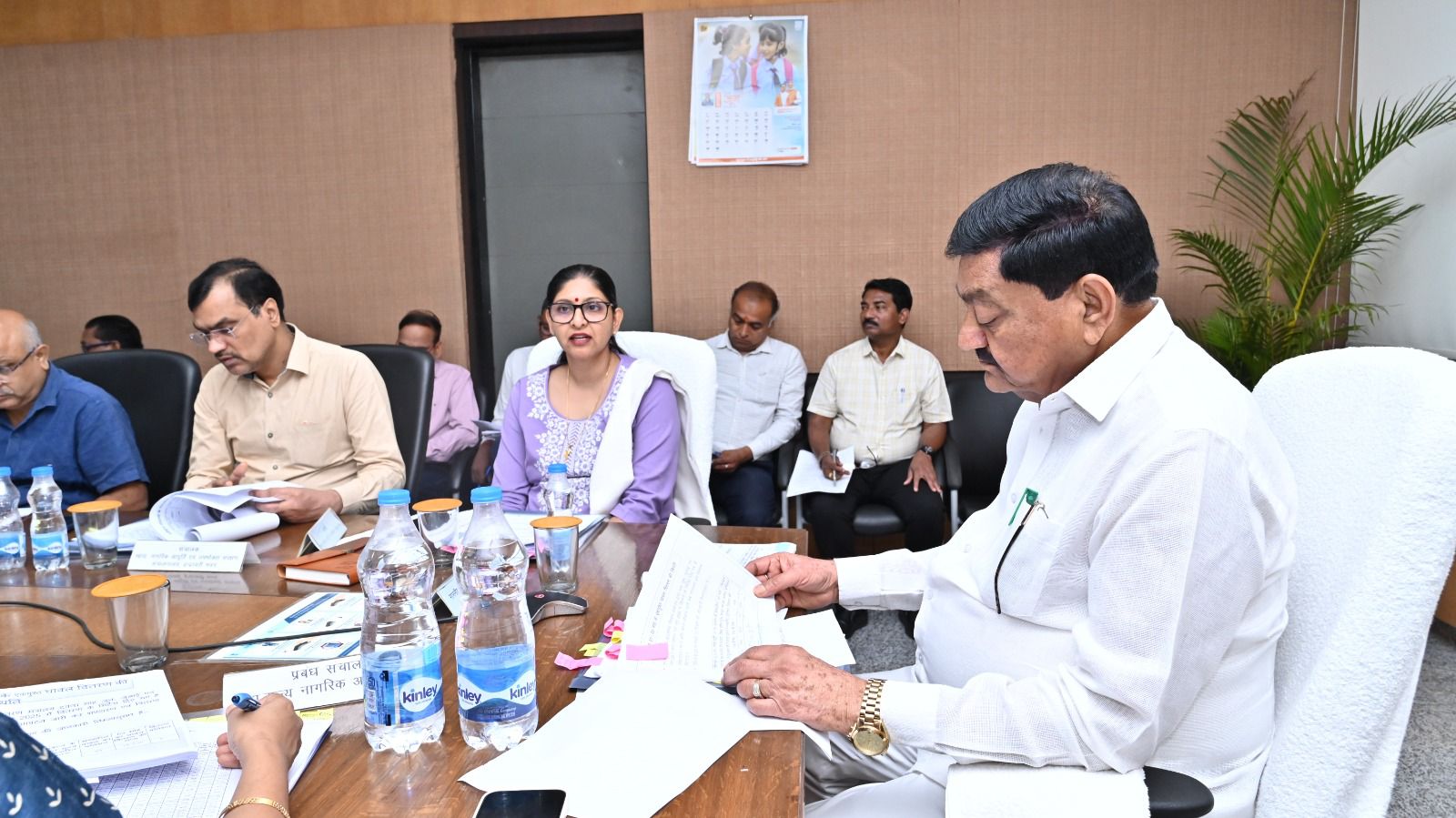 राशन वितरण में शिकायत आने पर हो तत्काल कार्यवाही : मंत्री दयालदास बघेल