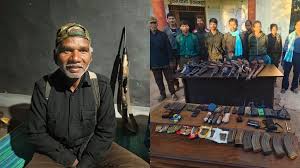 दर्जनभर नक्सलियों ने किया सरेंडर,87 लाख से अधिक का था इनाम