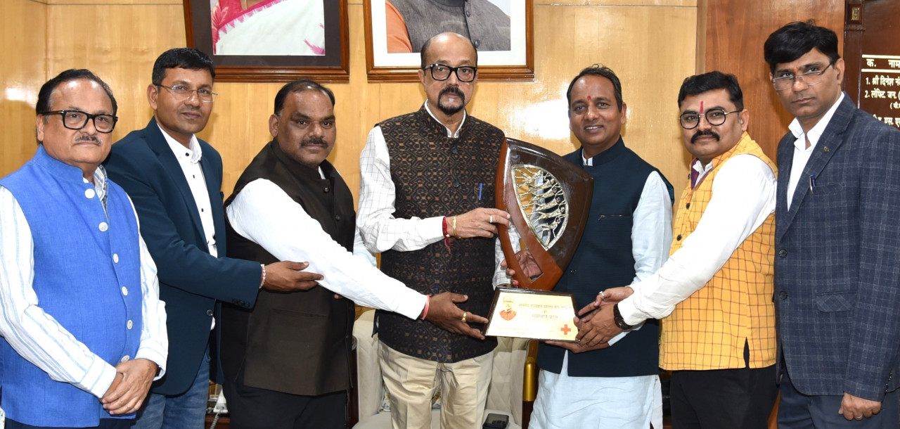 रेडक्रॉस की भूमिका अधिक सशक्त और प्रभावी बनाने के लिए कार्य करें  : रमेन डेका