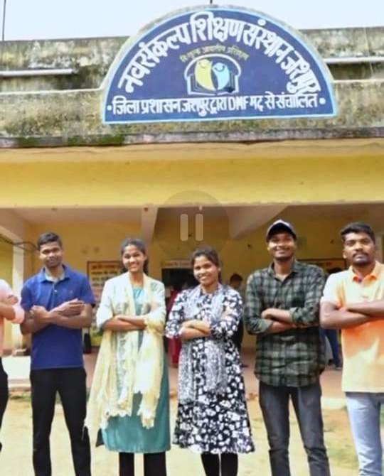 मुख्यमंत्री साय की पहल पर आदिवासी क्षेत्र में युवाओं का संवर रहा भविष्य