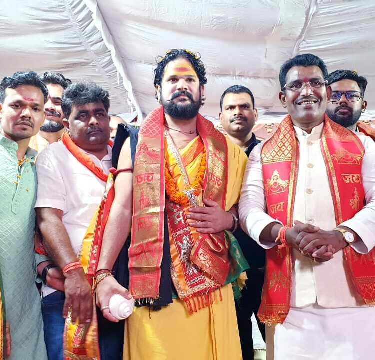 जय श्रीराम के जयघोष से गूंज उठा गरियाबंद..श्रीराम नवमी पर निकली भव्य शोभा यात्रा, जीवंत झांकियाँ रहीं आकर्षण का केंद्र