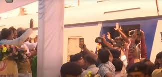 मुख्यमंत्री विष्णु देव साय ने किया राजिम से रायपुर स्पेशल ट्रेन का शुभारंभ