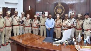 पीपिंग सेरेमनी : दुर्ग रेंज के 09 निरीक्षक पदोन्नत होकर बने डीएसपी,आईजी गर्ग ने लगाया स्टार