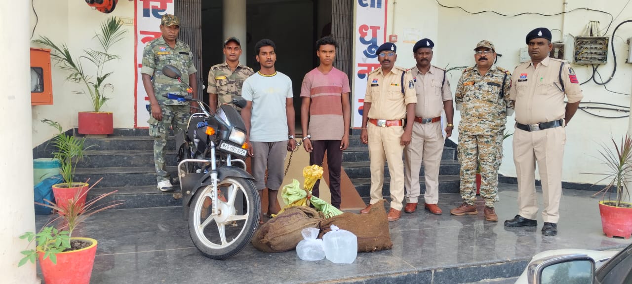 चिल्हाटी पुलिस की बड़ी कार्रवाई, महाराष्ट्र के दो आरोपियों को अवैध शराब के साथ किया गिरफ्तार