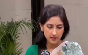  BJP विधायक ने प्रियंका गांधी पर लगाया परिवार तोड़ने का आरोप