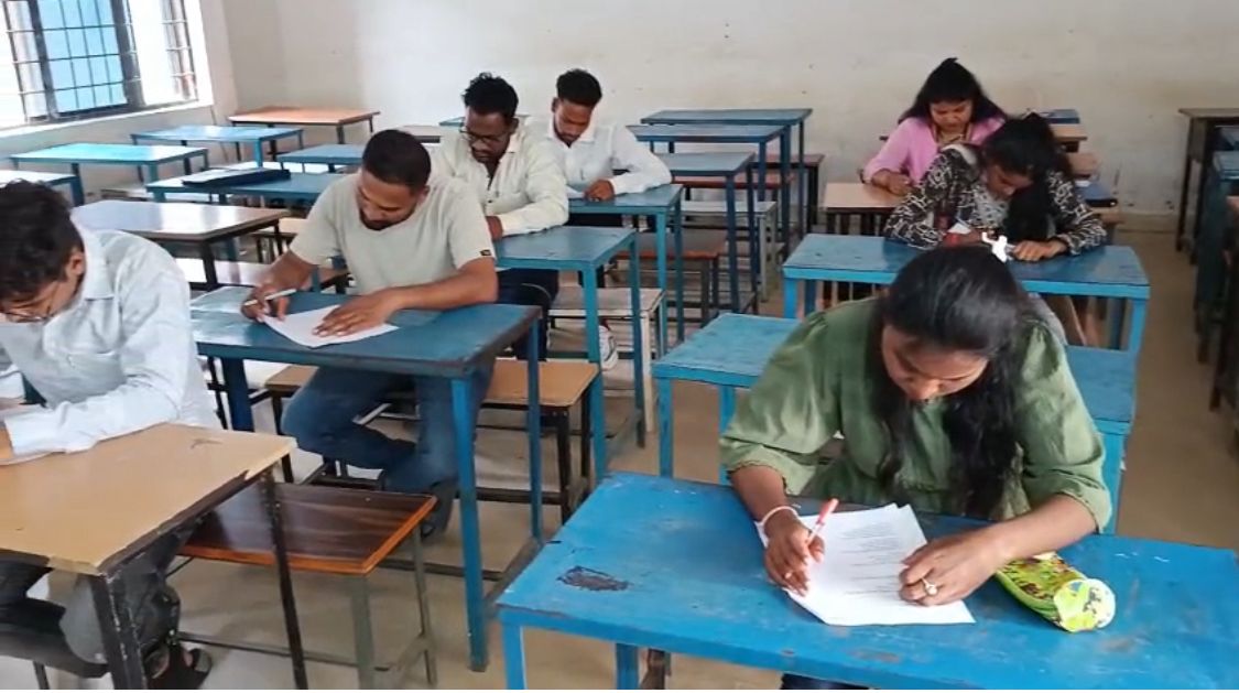 स्वास्थ्य विभाग में भर्ती परीक्षा संपन्न ,263 में से केवल 99 अभ्यर्थी हुए शामिल