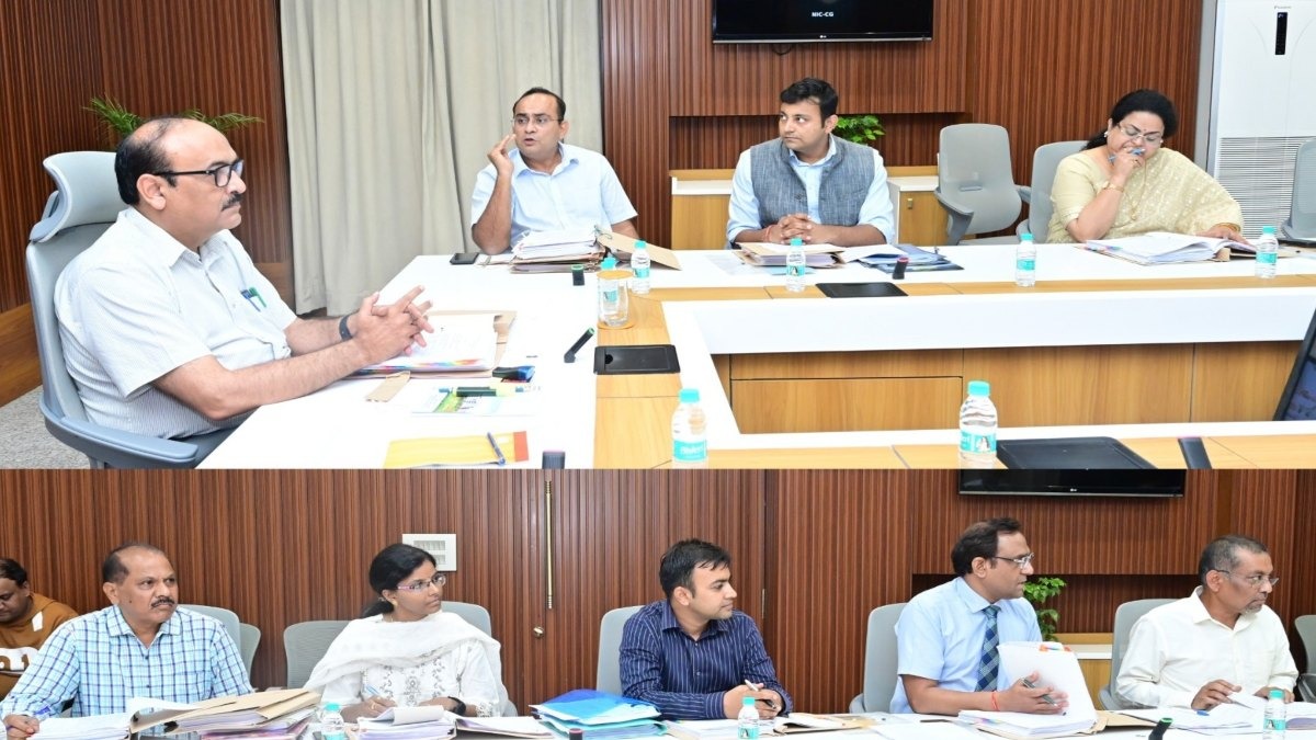 मुख्य सचिव की बैठक में बड़े फैसले, रायपुर-बिलासपुर-नवा रायपुर में बनेंगी विश्वस्तरीय परियोजनाएं