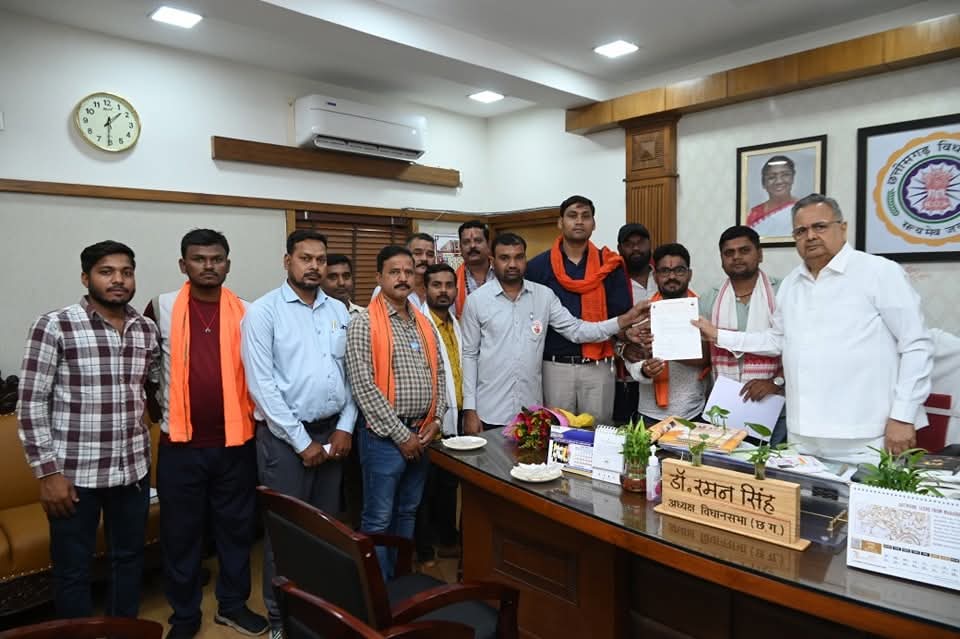 विहिप ने गौसेवा भूमि के लिए दिया ज्ञापन