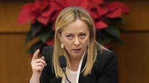 इटली की प्रधानमंत्री ने बुर्के पर पूरे देश में लगाया बैन, बोली- नहीं माने तो देने होंगे 3 लाख