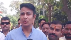  BJP नेता ने रामगोपाल यादव को दिया ओपेन चैलेंज,वक्फ बोर्ड पर आंदोलन करके दिखाएं, दौड़ा-दौड़ा कर पीटेंगे