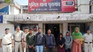 240 ग्राहकों की राशि में गबन,फायनेंस बैंक के छह कर्मचारी गिरफ्तार