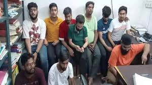 जुआ खेलते कांग्रेसी पार्षद, महापौर के भतीजे समेत 10 लोगों को पुलिस ने रंगेहाथों किया गिरफ्तार