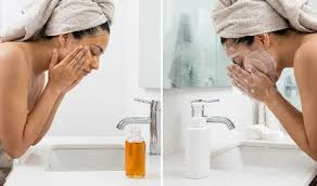 स्किन केयर : डबल क्लींजिंग किन महिलाओं के लिए है बेहद जरूरी,जानें Expert Tips