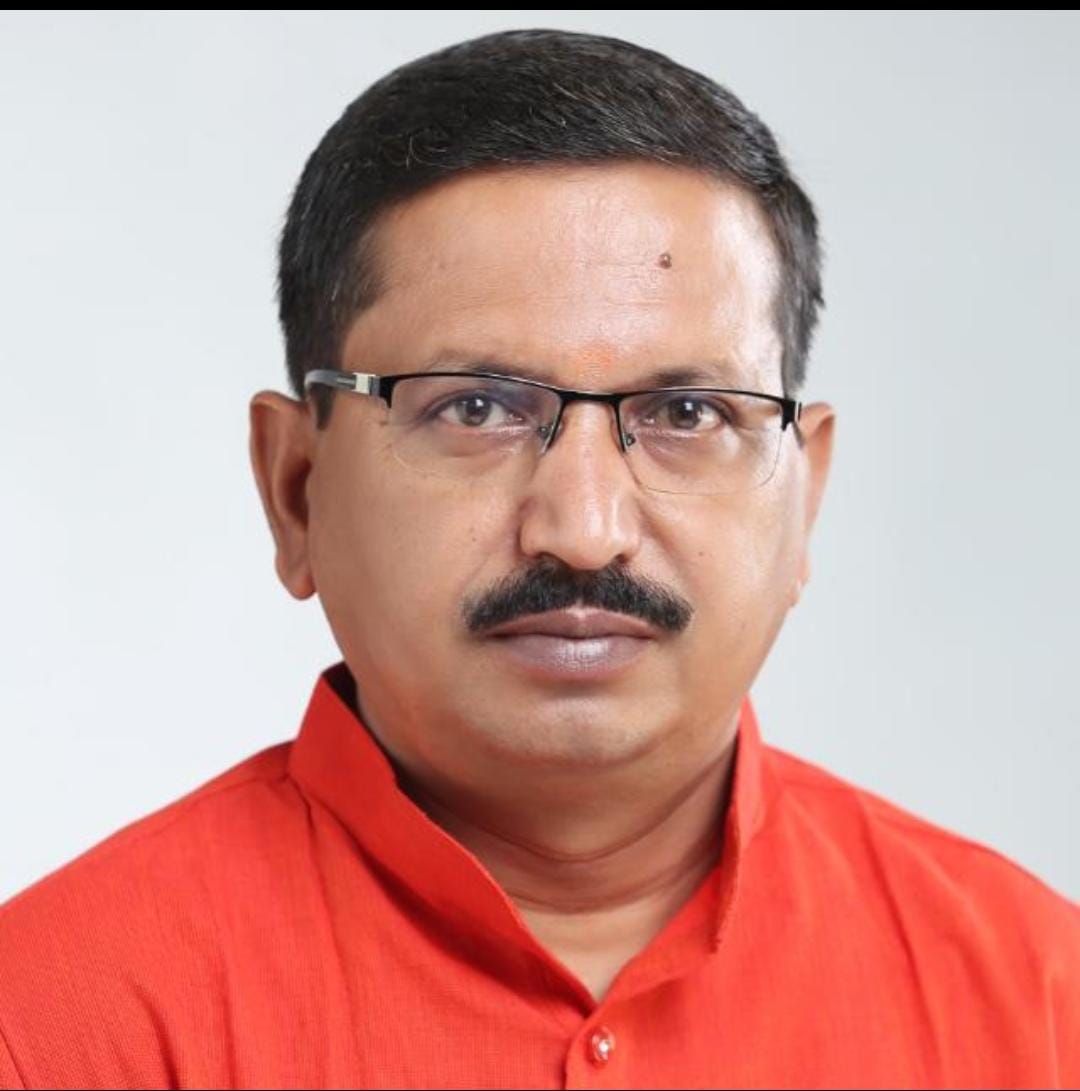 सड़कों की दुर्दशा के जिम्मेदार पीडब्ल्यूडी विभाग व भाजपा सरकार  : मदन साहू 