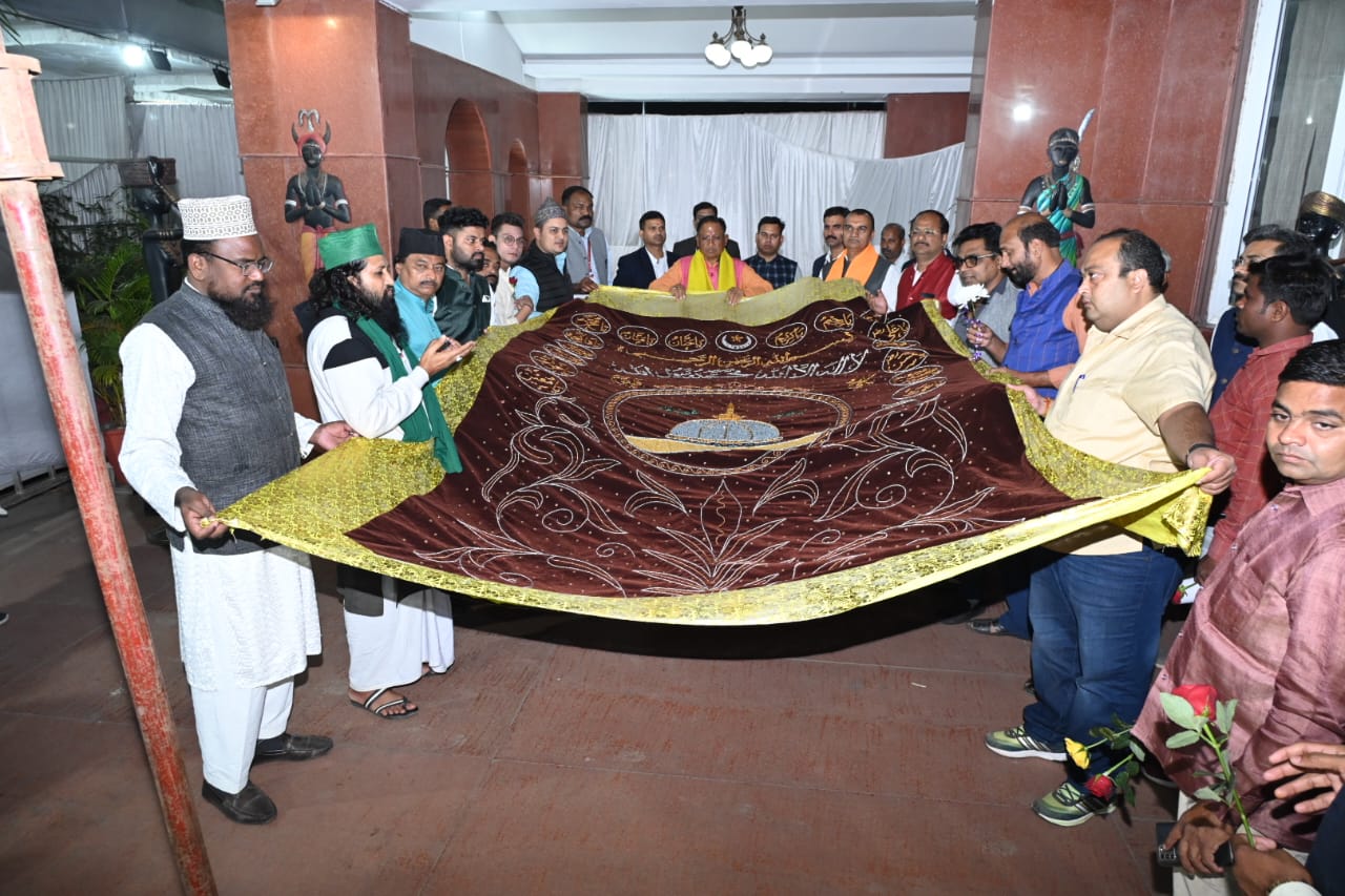 मुख्यमंत्री साय ने ख्वाजा गरीब नवाज के आसताने पर भेजी चादर