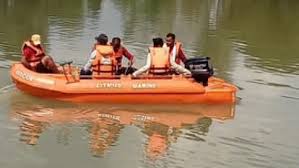 चूराघाट एनीकट में पिकनिक मनाने गए रेलवे अधिकारी लापता ,साला भी हुआ गायब... 