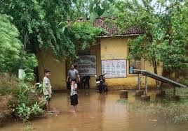 दावे की खुल रही पोल! खरोरा स्वास्थ्य केंद्र बदहाल, मरीज परेशान