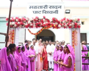 मुख्यमंत्री साय ने प्रदेश के 51 महतारी सदनों का किया लोकार्पण,गरियाबंद जिले में नवनिर्मित तीन महतारी सदन महिलाओं को समर्पित