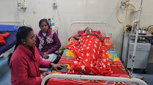 तेज रफ्तार बाइक और ऑटो की भिड़ंत,12 लोग घायल