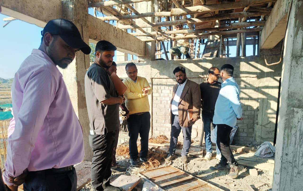 मनेन्द्रगढ़ में जल जीवन मिशन की हुई जमीनी परीक्षा,अधिकारियों के सघन निरीक्षण में उजागर हुई जल क्रांति की असली तस्वीर