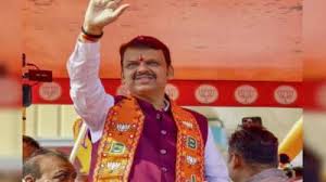 देवेंद्र फडणवीस होंगे महाराष्ट्र के अगले मुख्यमंत्री, उनके राजनीतिक सफर पर एक नज़र