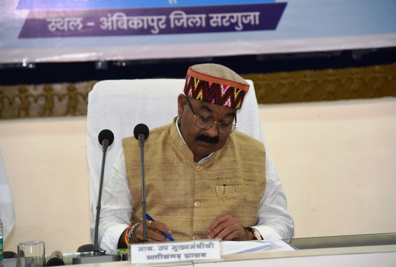 शहरों के बेहतर विकास और जनहित में करें कार्य, लापरवाही की तो होगी कार्रवाई  : अरुण साव