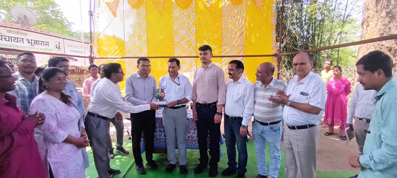 भुसारास में केंद्रीय सचिव ने किया 2 करोड़ 82 लाख रुपए की नल-जल योजना का निरीक्षण