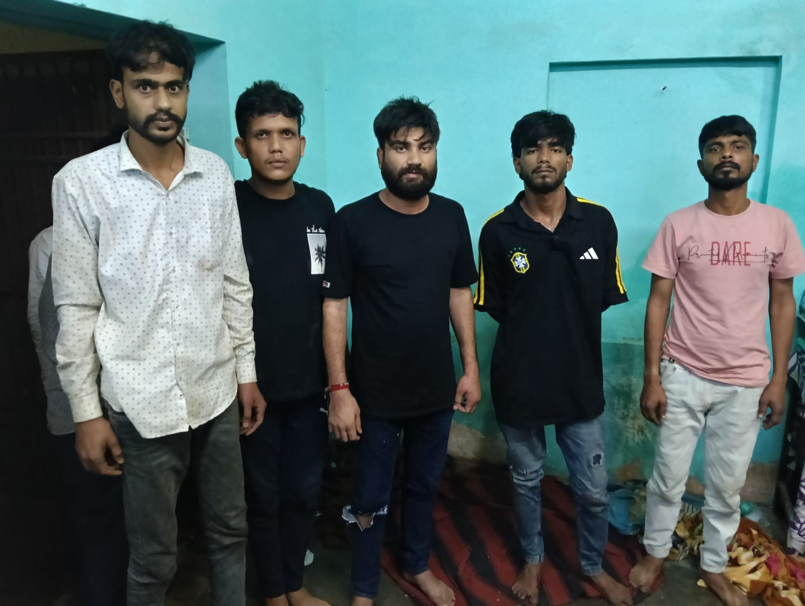 पुरानी विवाद को लेकर एक-दूसरे पर जानलेवा हमला करने वाले 5 आरोपी गिरफ्तार 