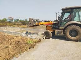 अवैध प्लाटिंग पर चला निगम का बुलडोजर, 12 अवैध निर्माणों को किया गया जमींदोज