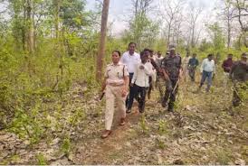 CG CRIME: पति ने तीन लोगों के साथ मिलकर पत्नी के बॉयफ्रेंड की हत्या कर जंगल में जलाया