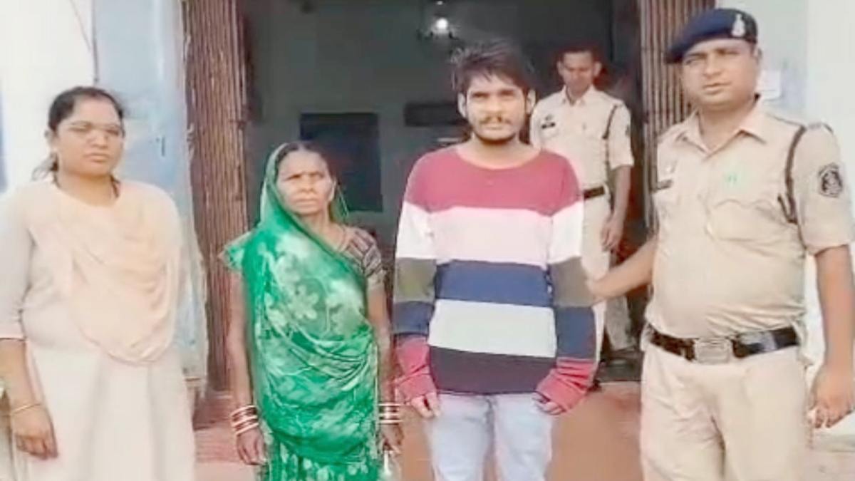 रिश्तों का खौफनाक अंत! मां और भाई ने युवक की हत्या कर शव को फांसी पर लटकाया, 48 घंटे में पुलिस ने खोला राज
