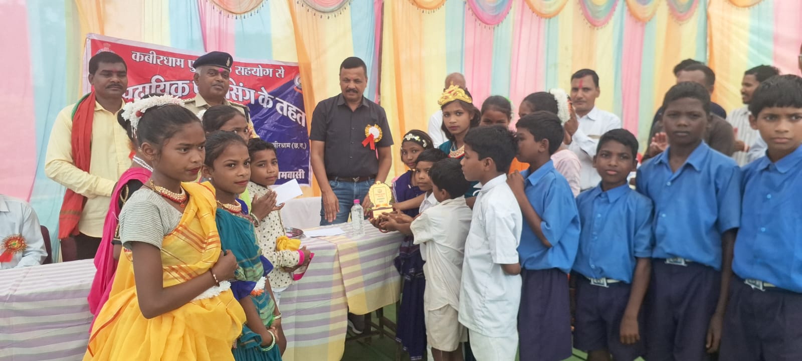 कबीरधाम पुलिस द्वारा स्कूलों में साइबर जागरूकता अभियान – बच्चों को दिए गए डिजिटल सुरक्षा के मूलमंत्र