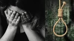 युवती ने आरक्षक पर लगाया दुष्कर्म करने का आरोप कार्रवाई नहीं होने पर दी आत्महत्या की चेतावनी