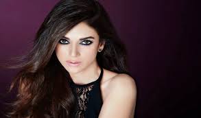 Skin Care Tips: ये 5 आसान टिप्स देंगे पार्लर जैसा निखार