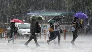 छत्तीसगढ़ मौसम अपडेट: तेज हवाओं के साथ बारिश-ओले, पारे में गिरावट संभव