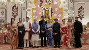 कुमार विश्वास की बेटी के रिसेप्शन में शामिल हुए प्रधानमंत्री नरेंद्र मोदी