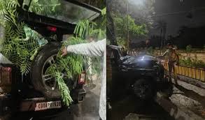  राजधानी रायपुर में तेज रफ़्तार का कहर :दर्दनाक हादसे में 5 युवक घायल, 2 की हालत गंभीर