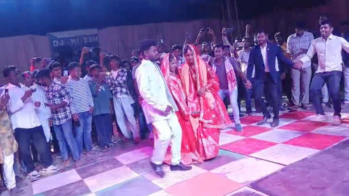 एक मंडप, दो दुल्हनें और एक दूल्हा—बस्तर की शादी ने सबको चौंकाया