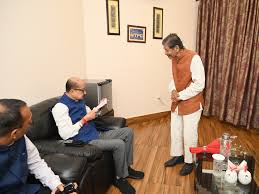 फोटो पर बवाल : कलेक्टर ने पूर्व मंत्री जयसिंह को जारी किया नोटिस