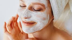 दही से फेशियल करने का आसान तरीका,मिनटों में पाएं निखरी त्वचा 