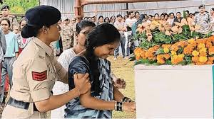 IED Blast: "मुझे अपने पति पर गर्व है" शहीद की पत्नी ने अश्रुपूरित आंखों से कहा ‘पति को खोने का गम अवश्य है...