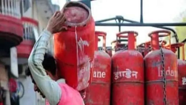 साल 2025 में घरेलू LPG सिलेंडर का क्या रहेगा कीमत?
